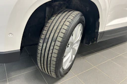 valkoinen SEAT Ateca 2018 kuva 13.