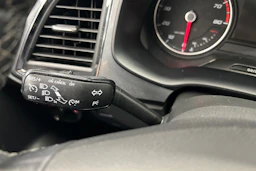 valkoinen SEAT Ateca 2018 kuva 29.