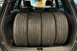 met. musta SEAT Ateca 2018 kuva 9.