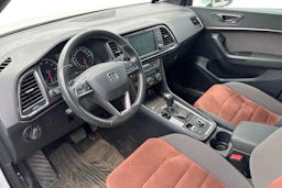 valkoinen SEAT Ateca 2018 kuva 3.