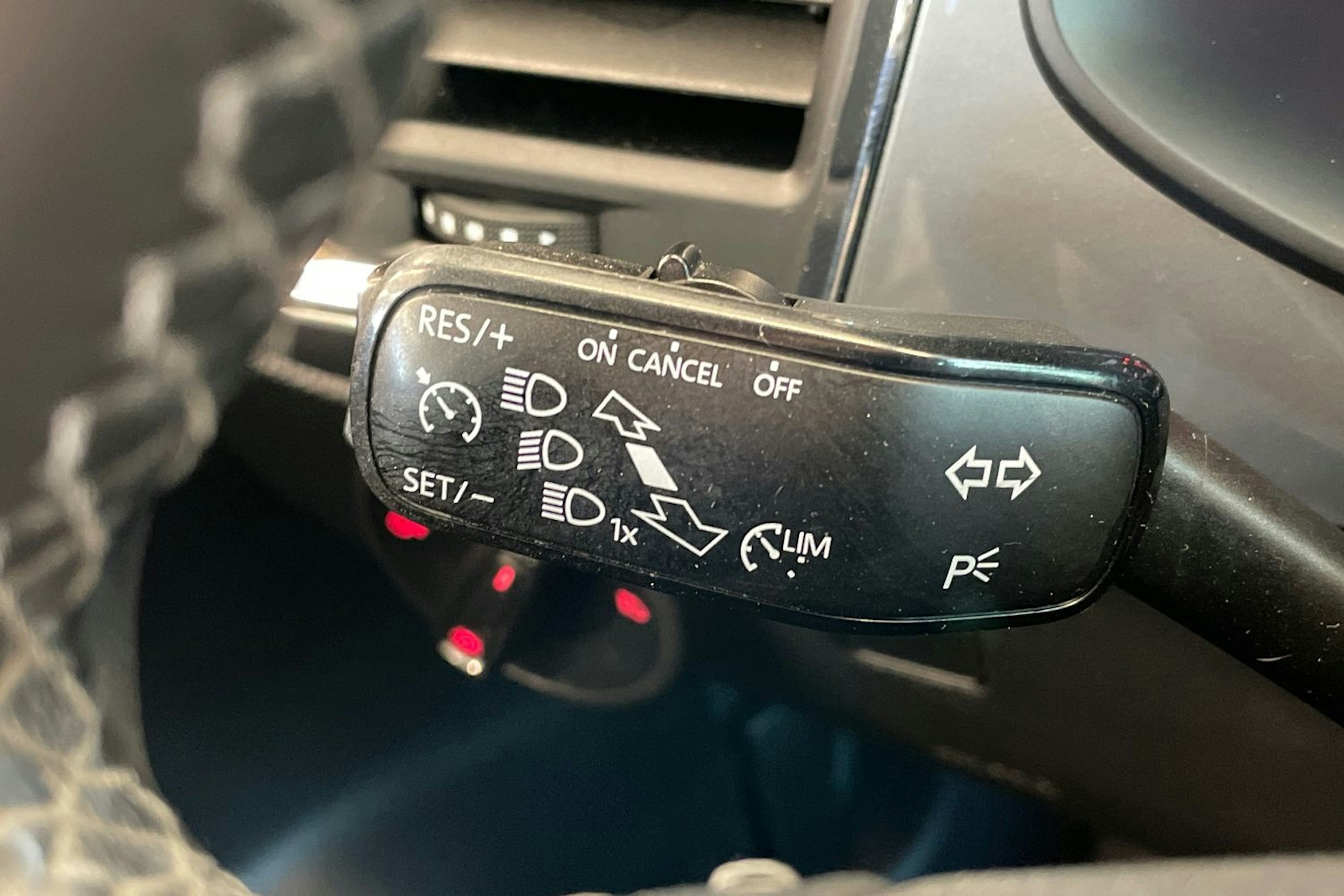 ruskea (beige) SEAT Ateca 2018 kuva 18.