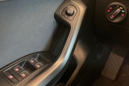 ruskea (beige) SEAT Ateca 2018 kuva 20.