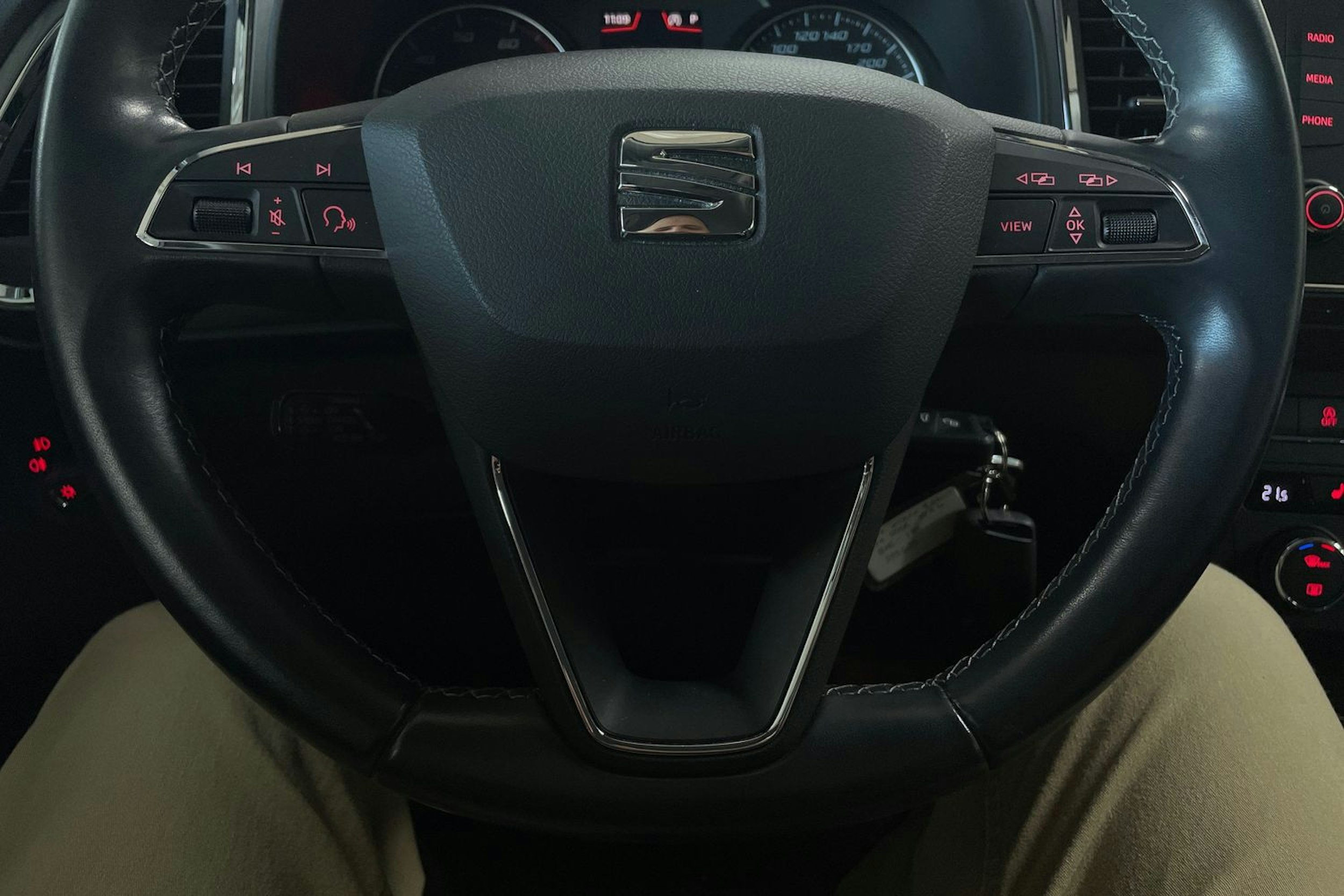 Valkoinen SEAT Ateca 2019 kuva 15.