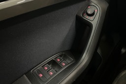 Valkoinen SEAT Ateca 2019 kuva 18.