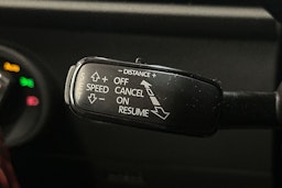 Punainen SEAT Ateca 2019 kuva 17.