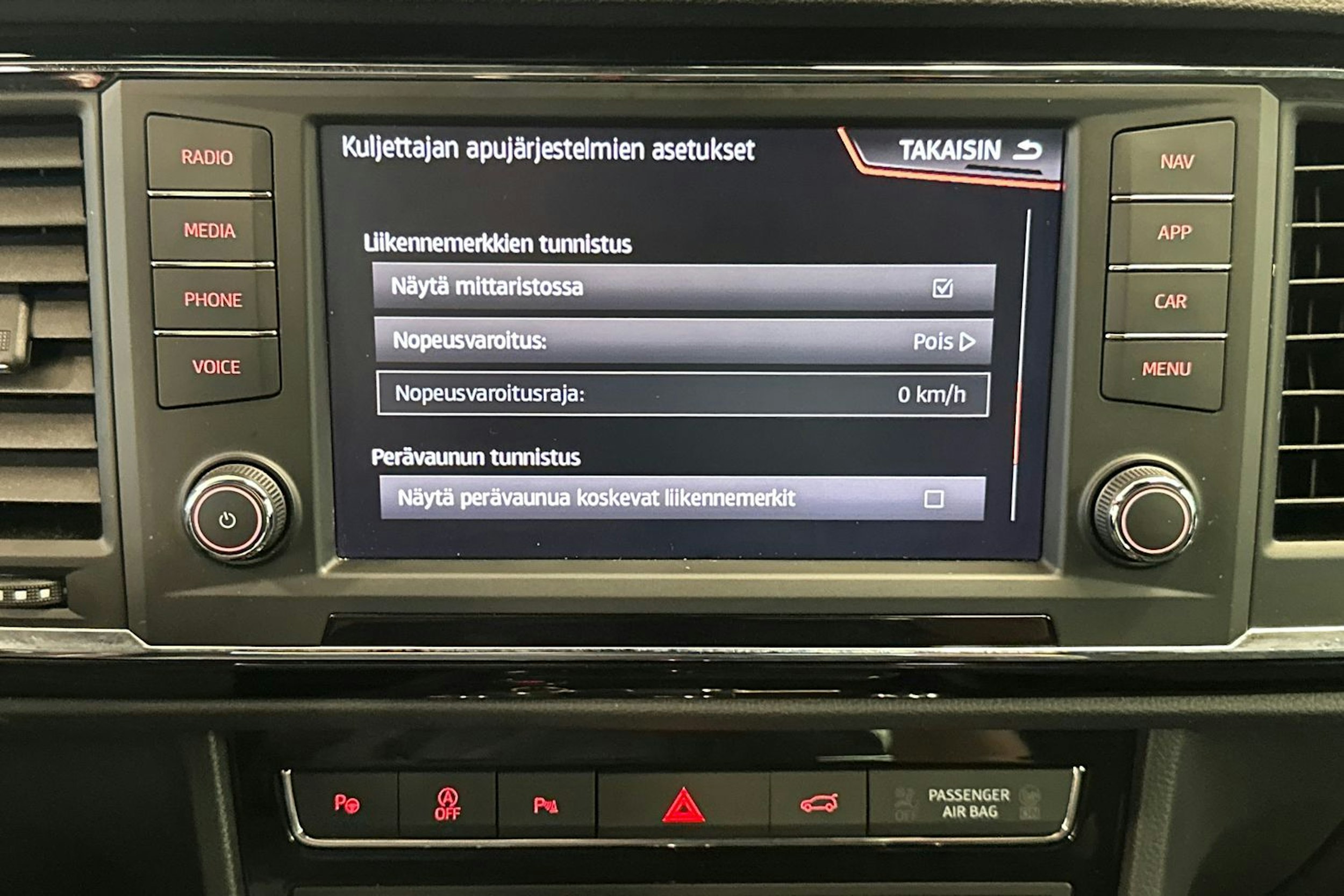 Punainen SEAT Ateca 2019 kuva 21.