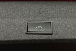 Punainen SEAT Ateca 2019 kuva 26.