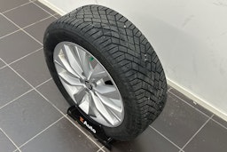 Punainen SEAT Ateca 2019 kuva 28.