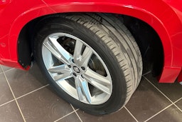 Punainen SEAT Ateca 2019 kuva 29.