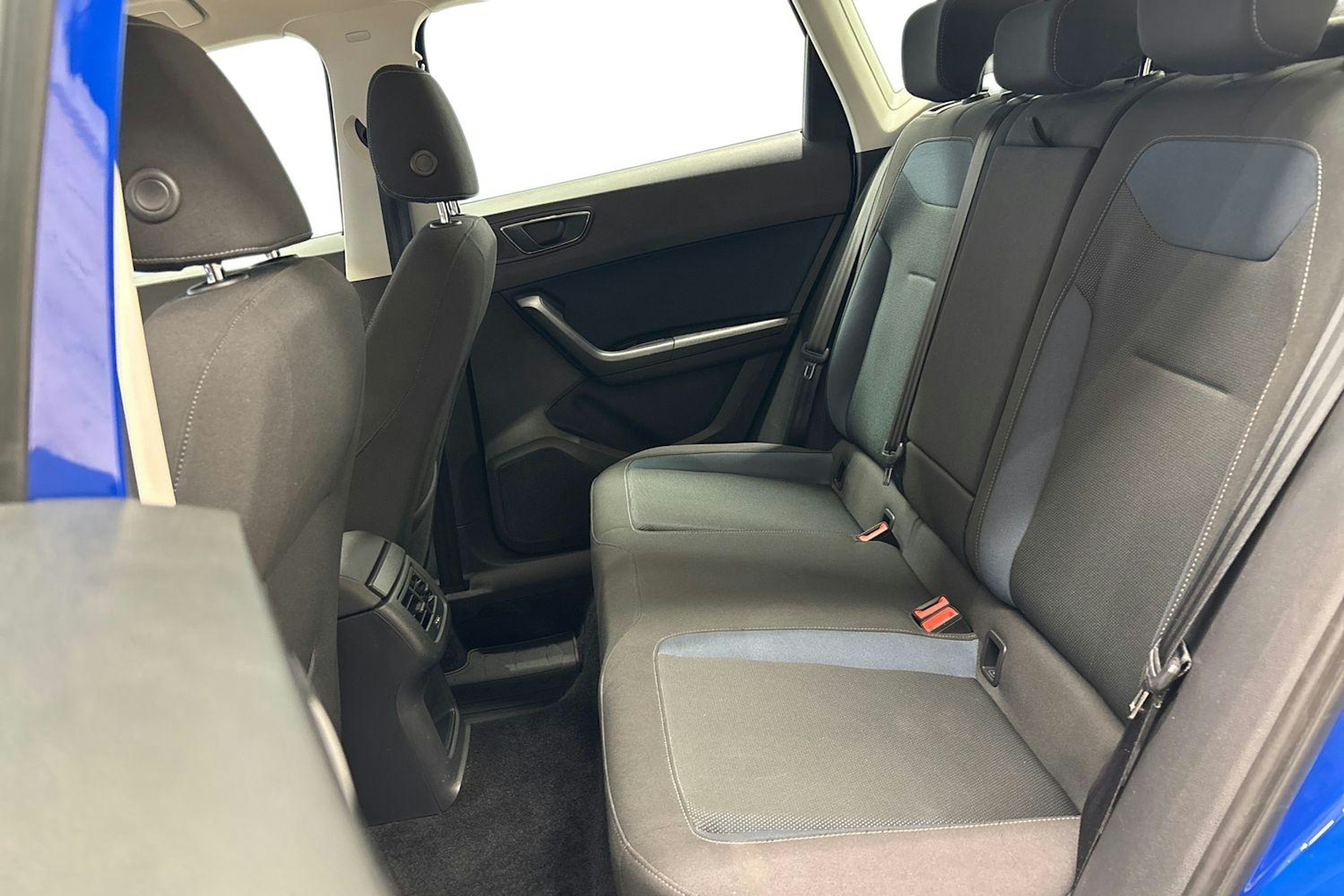 Harmaa SEAT Ateca 2019 kuva 8.