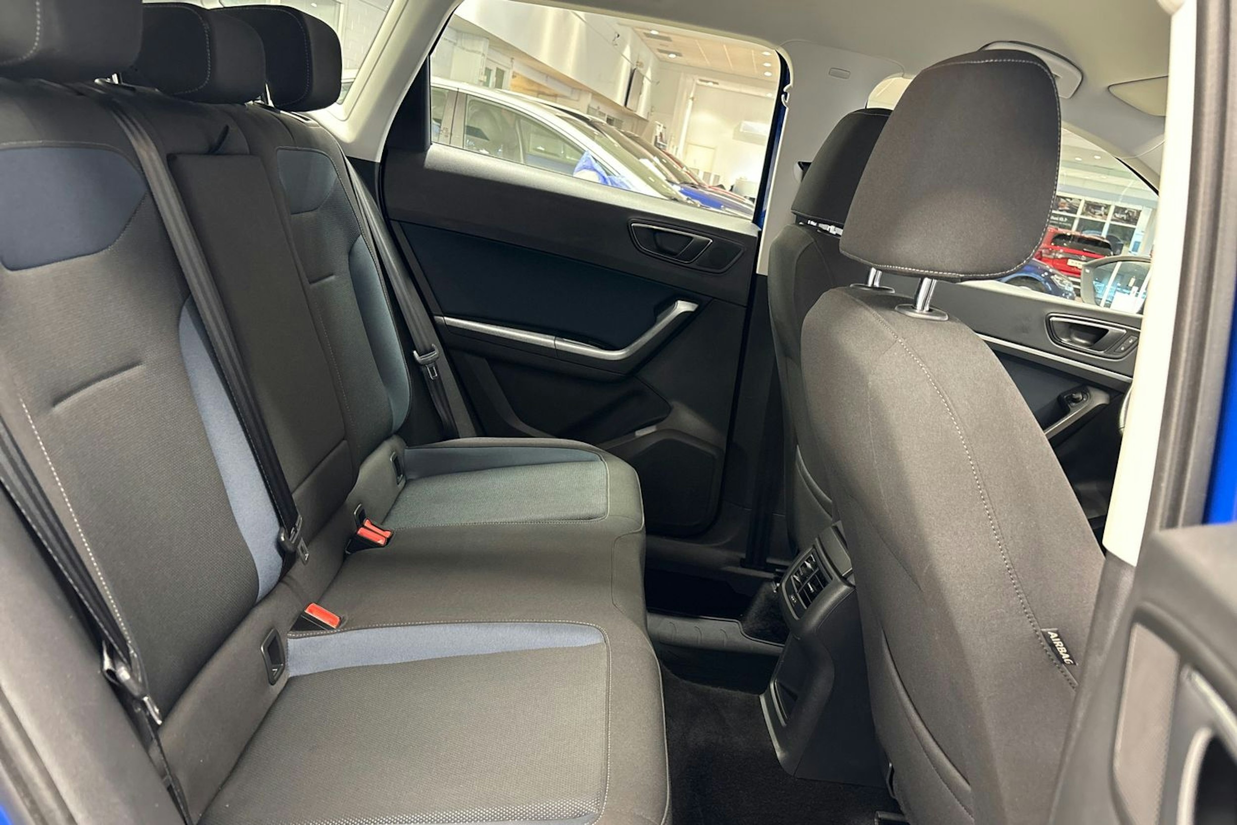 Harmaa SEAT Ateca 2019 kuva 13.