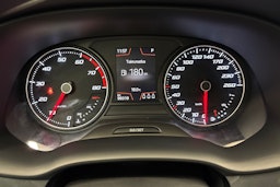 Harmaa SEAT Ateca 2019 kuva 15.