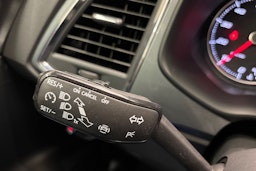 Harmaa SEAT Ateca 2019 kuva 16.