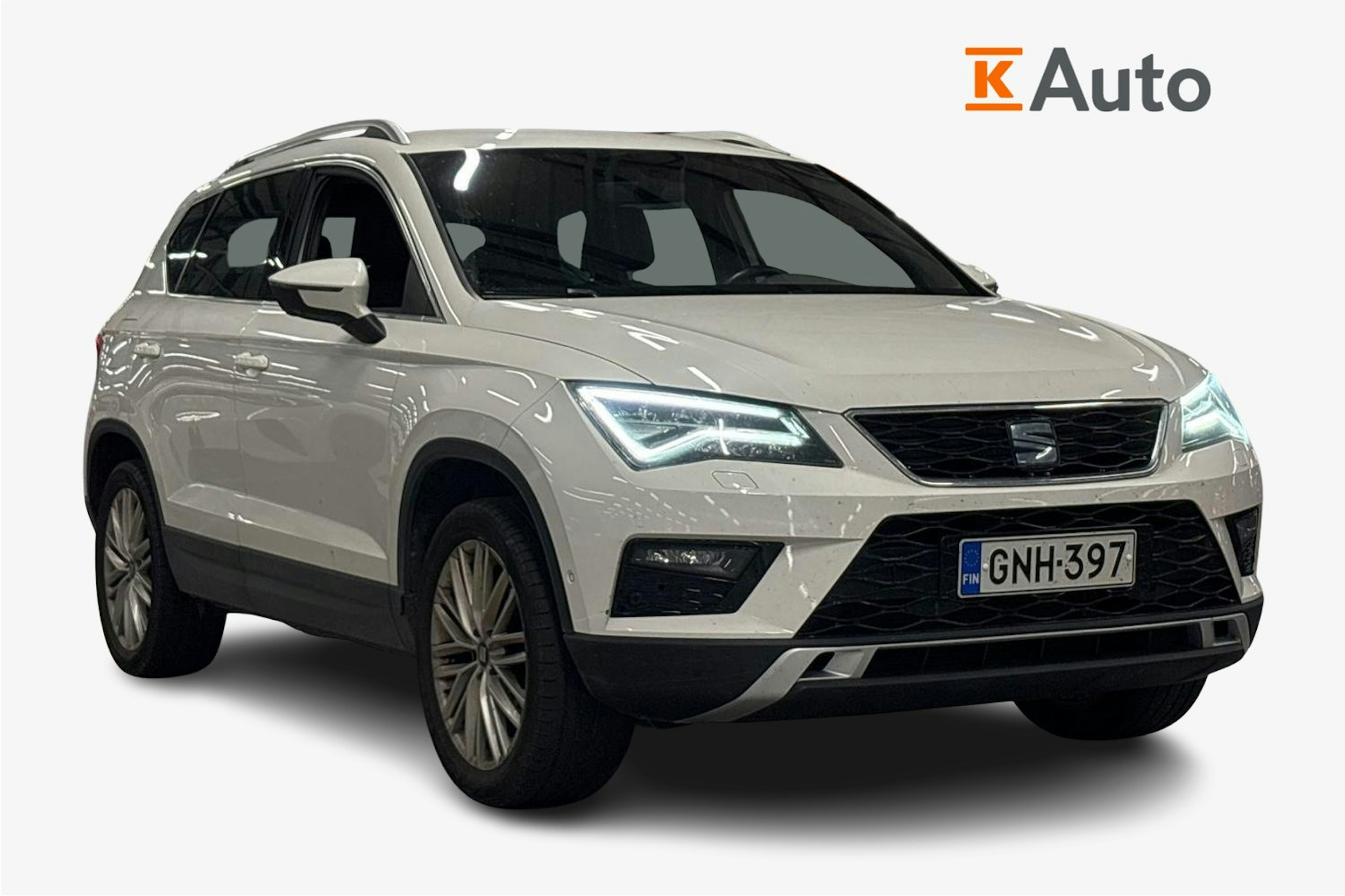 valkoinen SEAT Ateca 2019 kuva 1.