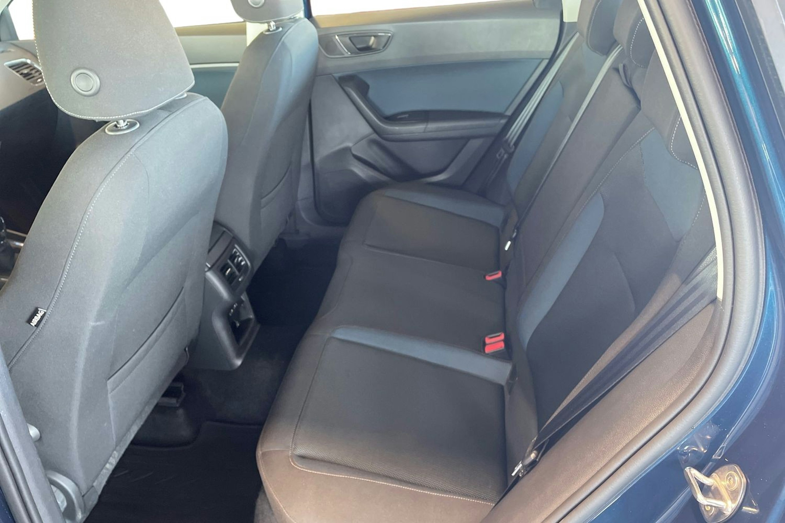 Sininen SEAT Ateca 2019 kuva 10.