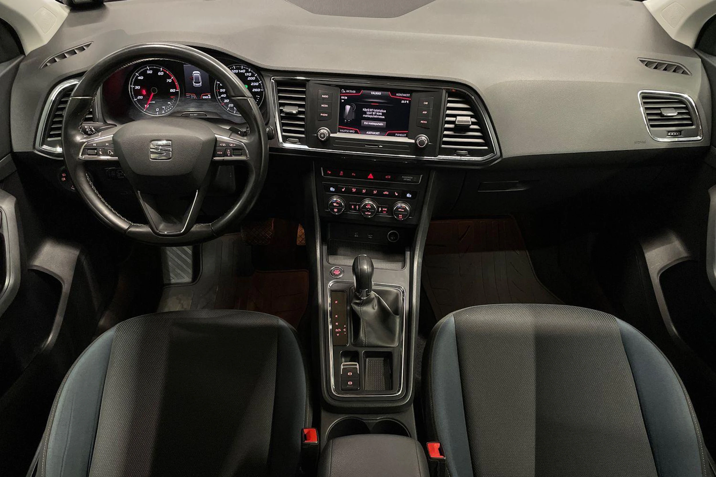 Ruskea (beige) SEAT Ateca 2019 kuva 7.