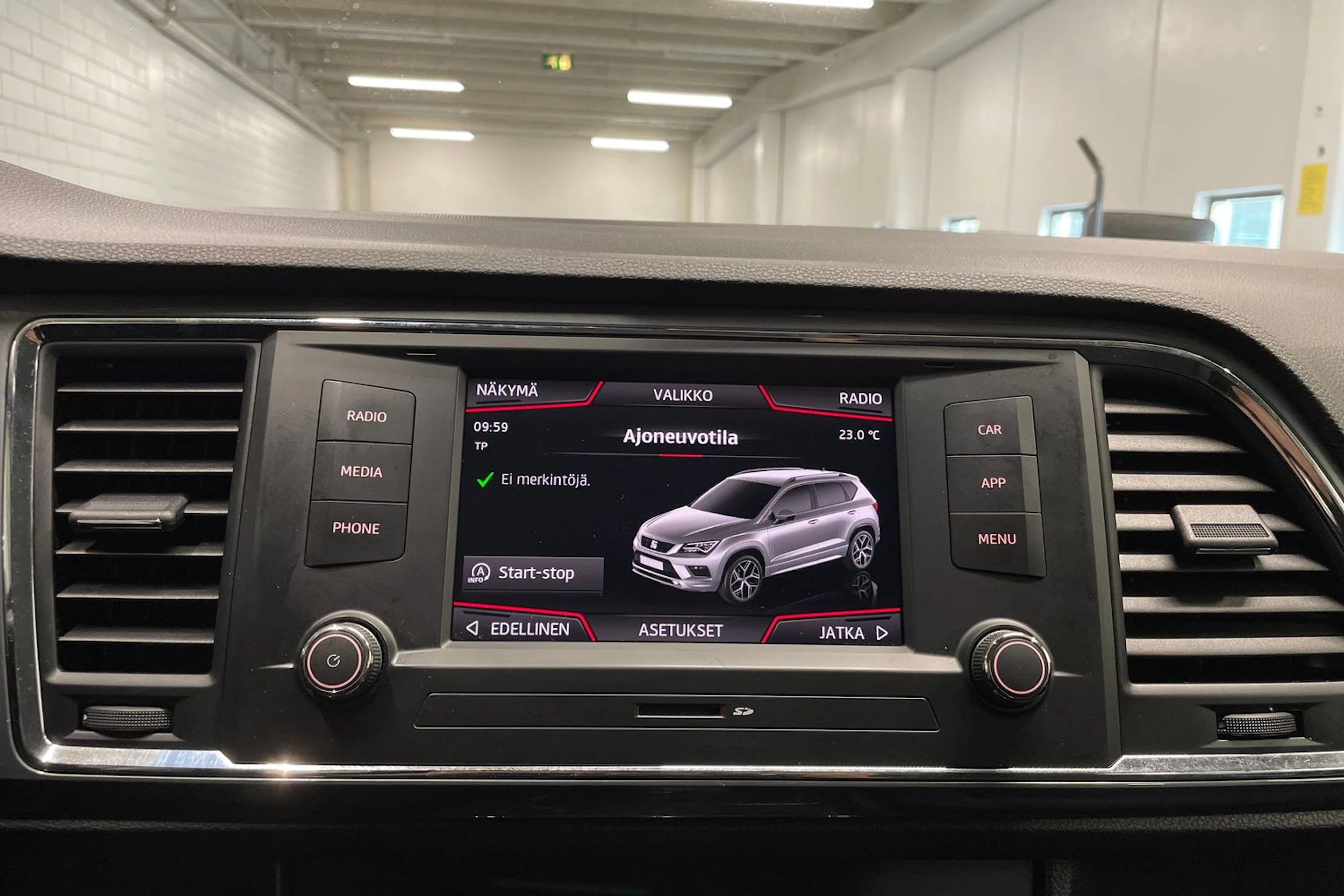Ruskea (beige) SEAT Ateca 2019 kuva 15.