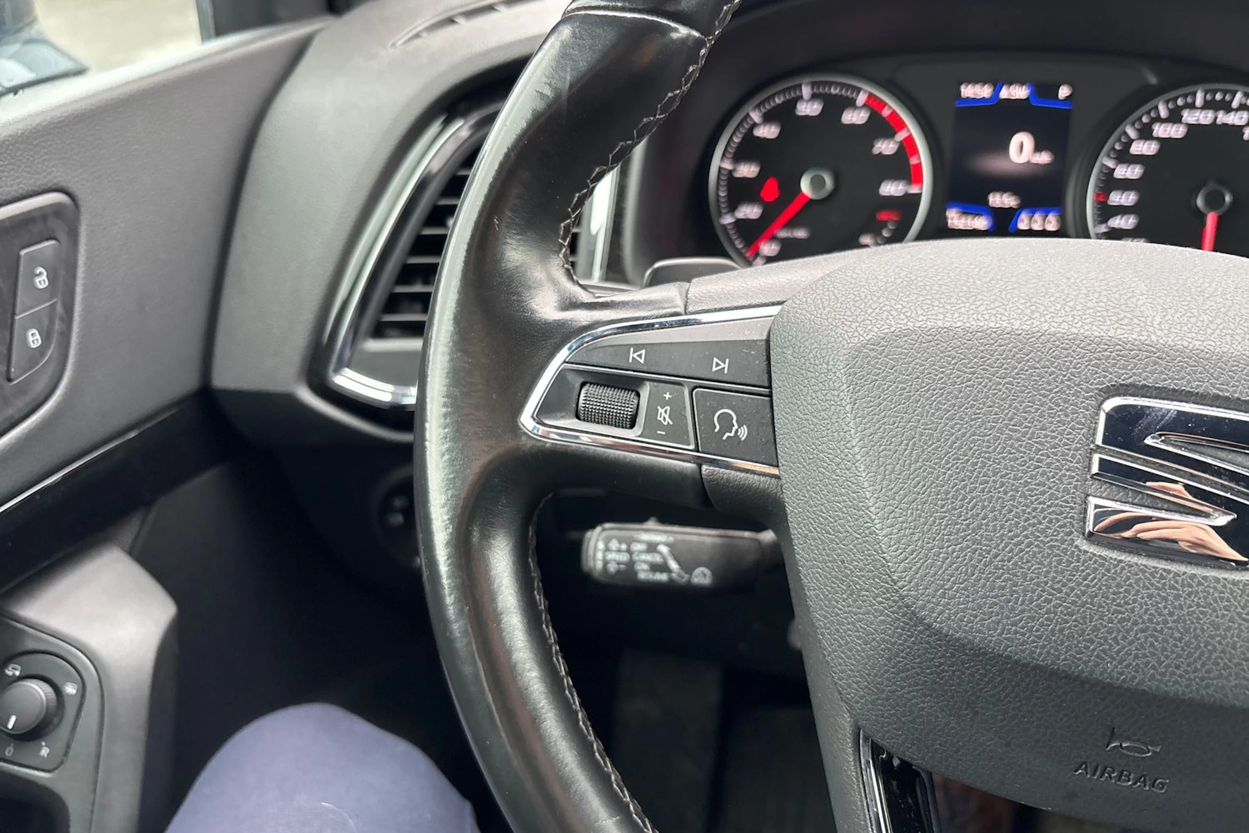 Sininen SEAT Ateca 2019 kuva 5.