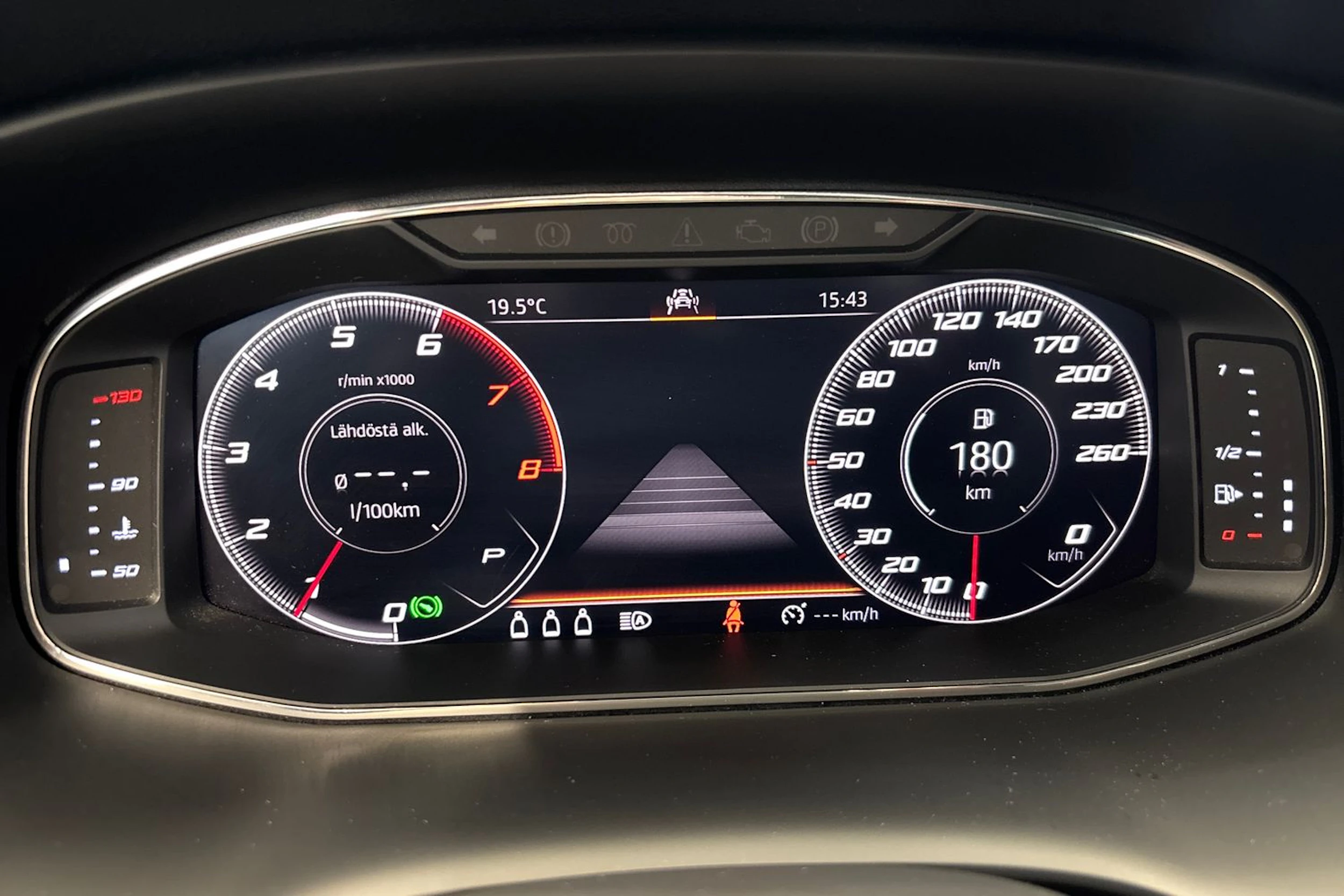 ruskea (beige) SEAT Ateca 2019 kuva 19.