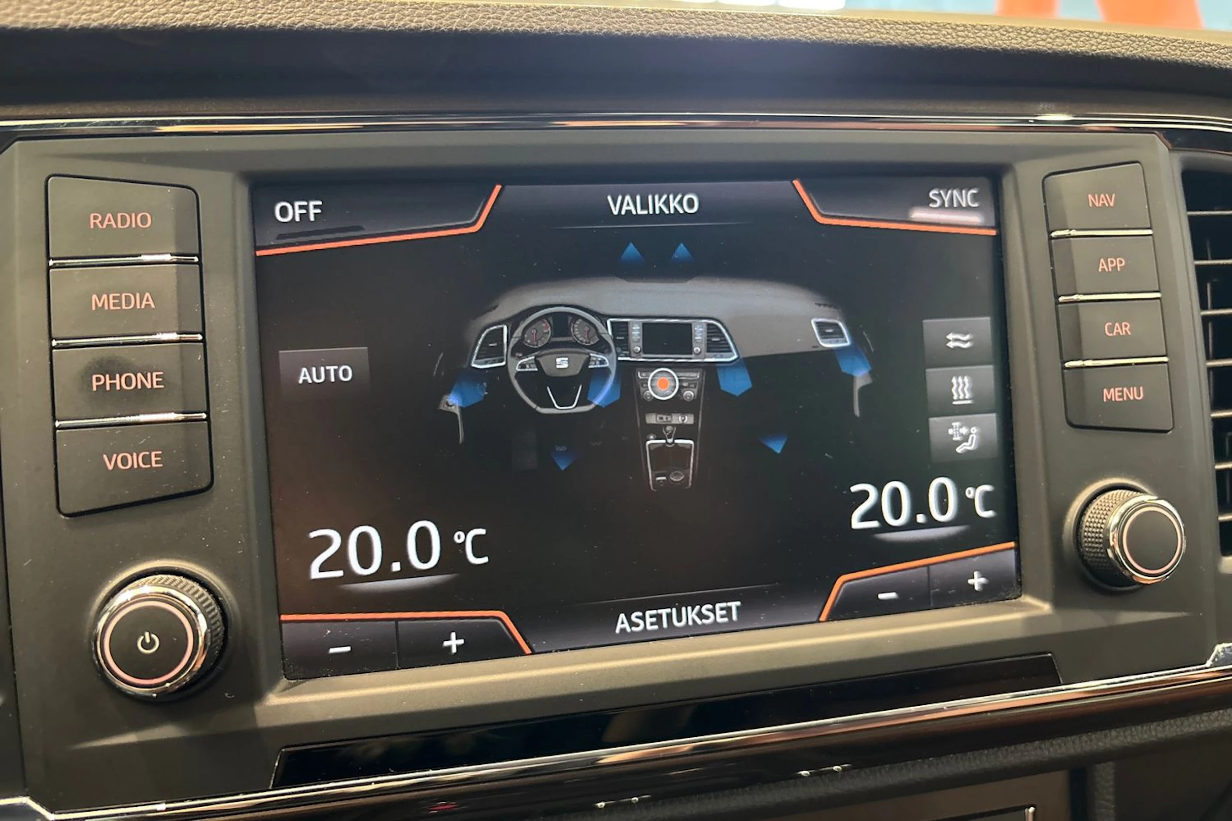 ruskea (beige) SEAT Ateca 2019 kuva 31.