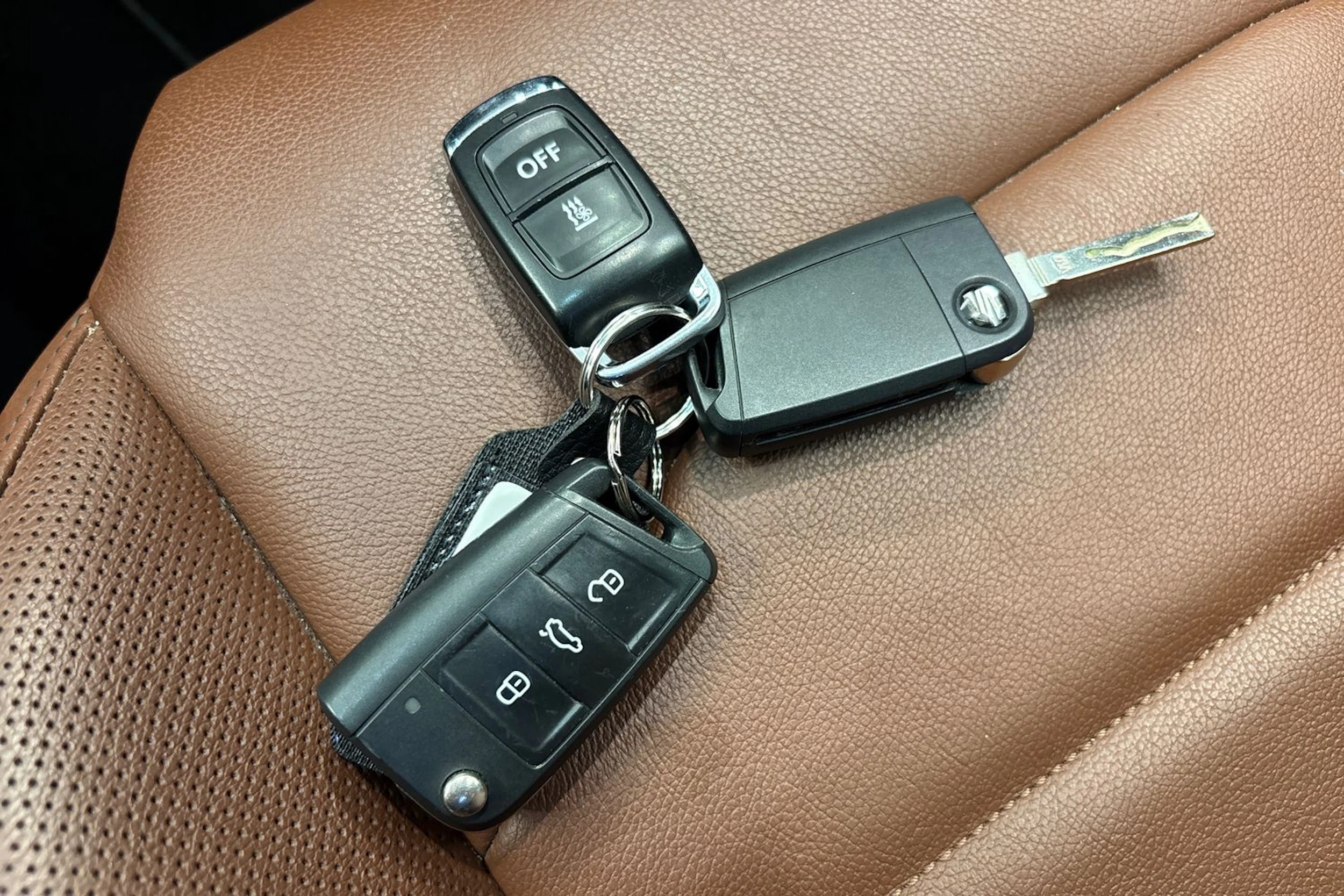 ruskea (beige) SEAT Ateca 2019 kuva 34.