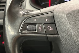 valkoinen SEAT Ateca 2019 kuva 12.