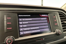 valkoinen SEAT Ateca 2019 kuva 16.