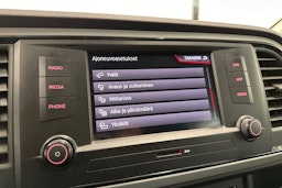 valkoinen SEAT Ateca 2019 kuva 17.