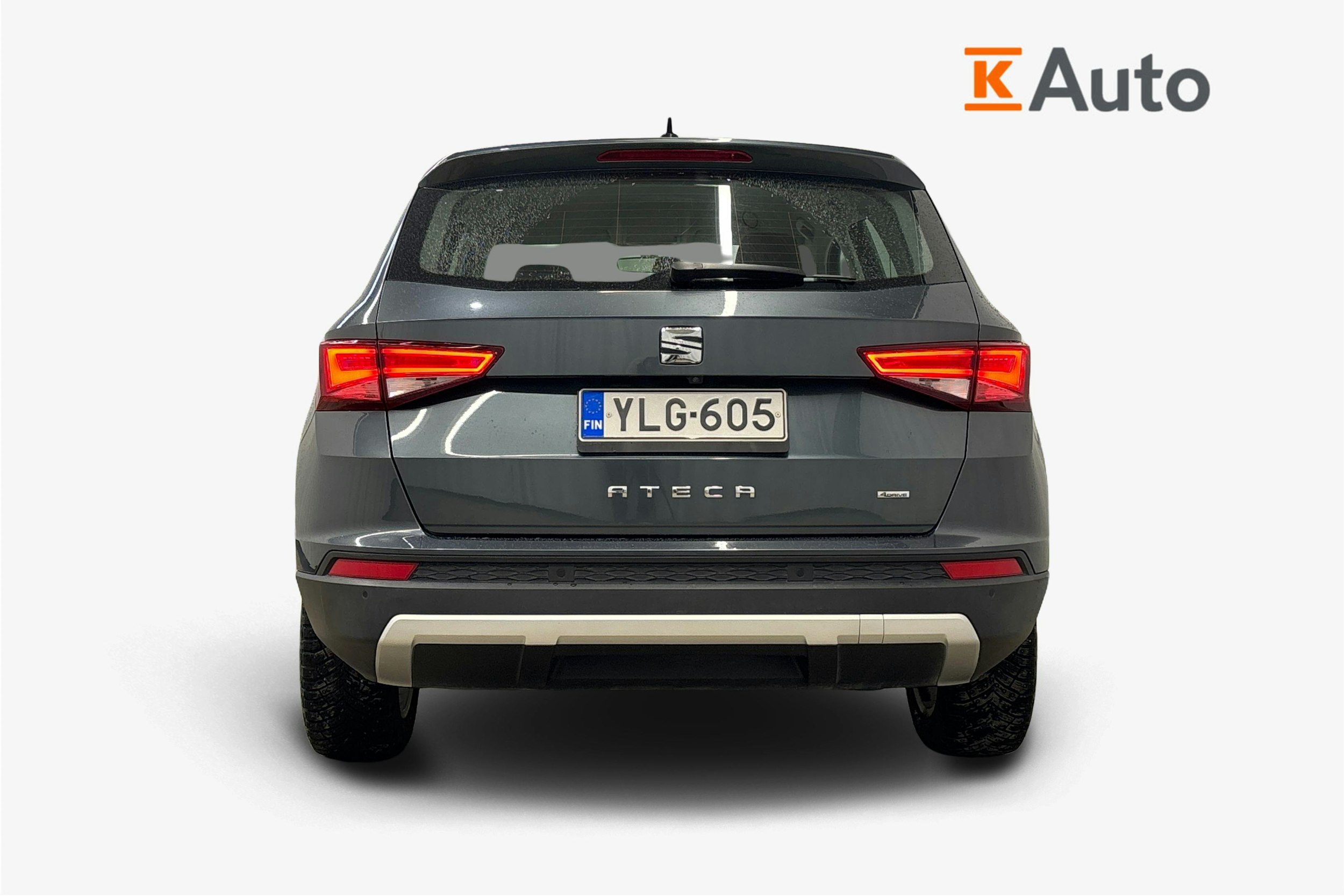 harmaa SEAT Ateca 2019 kuva 3.