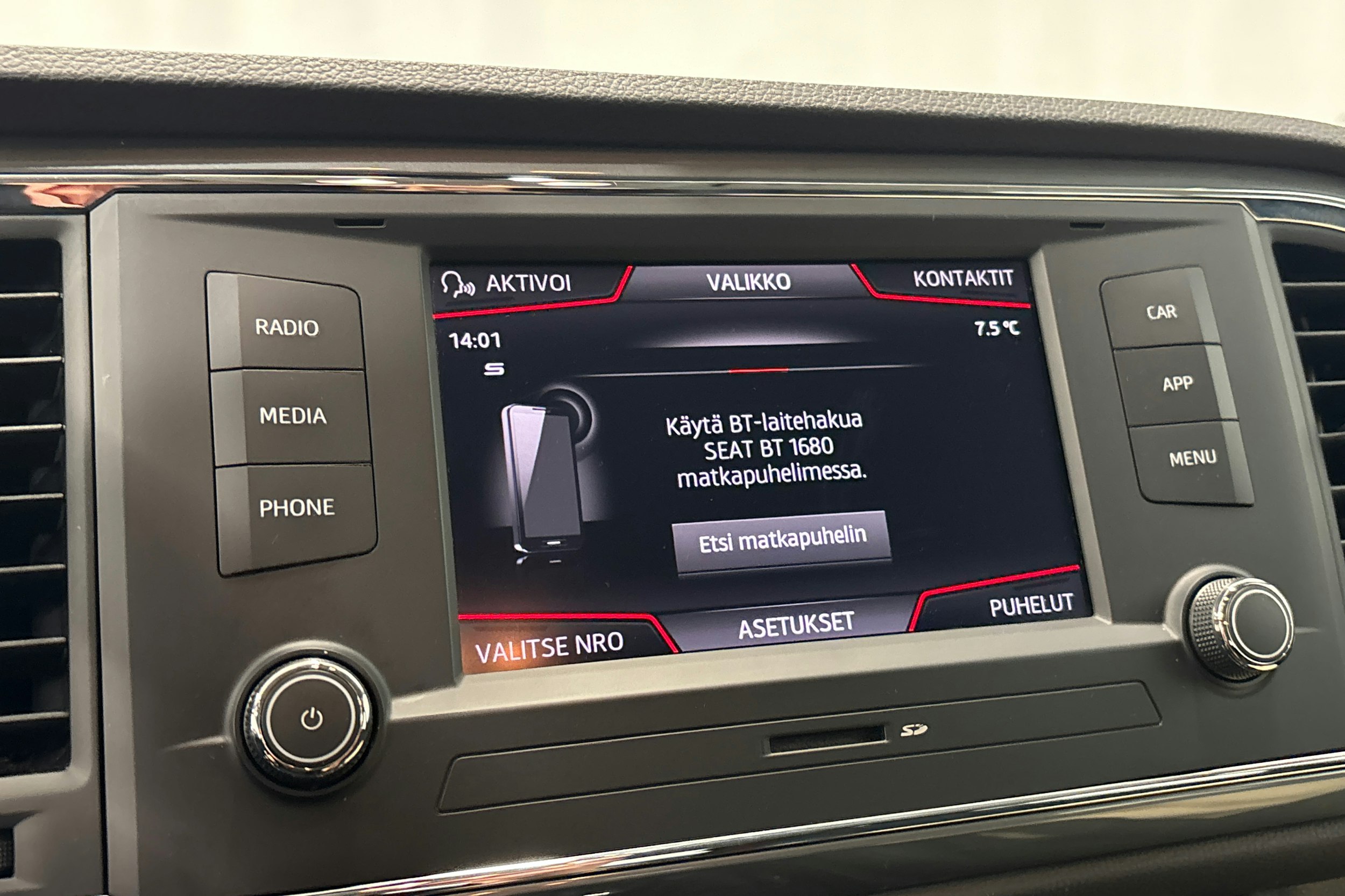 harmaa SEAT Ateca 2019 kuva 21.