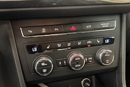 harmaa SEAT Ateca 2019 kuva 23.