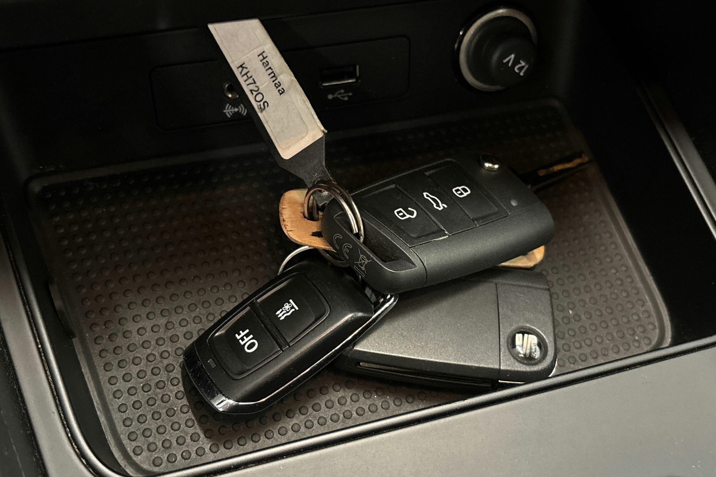 harmaa SEAT Ateca 2019 kuva 24.