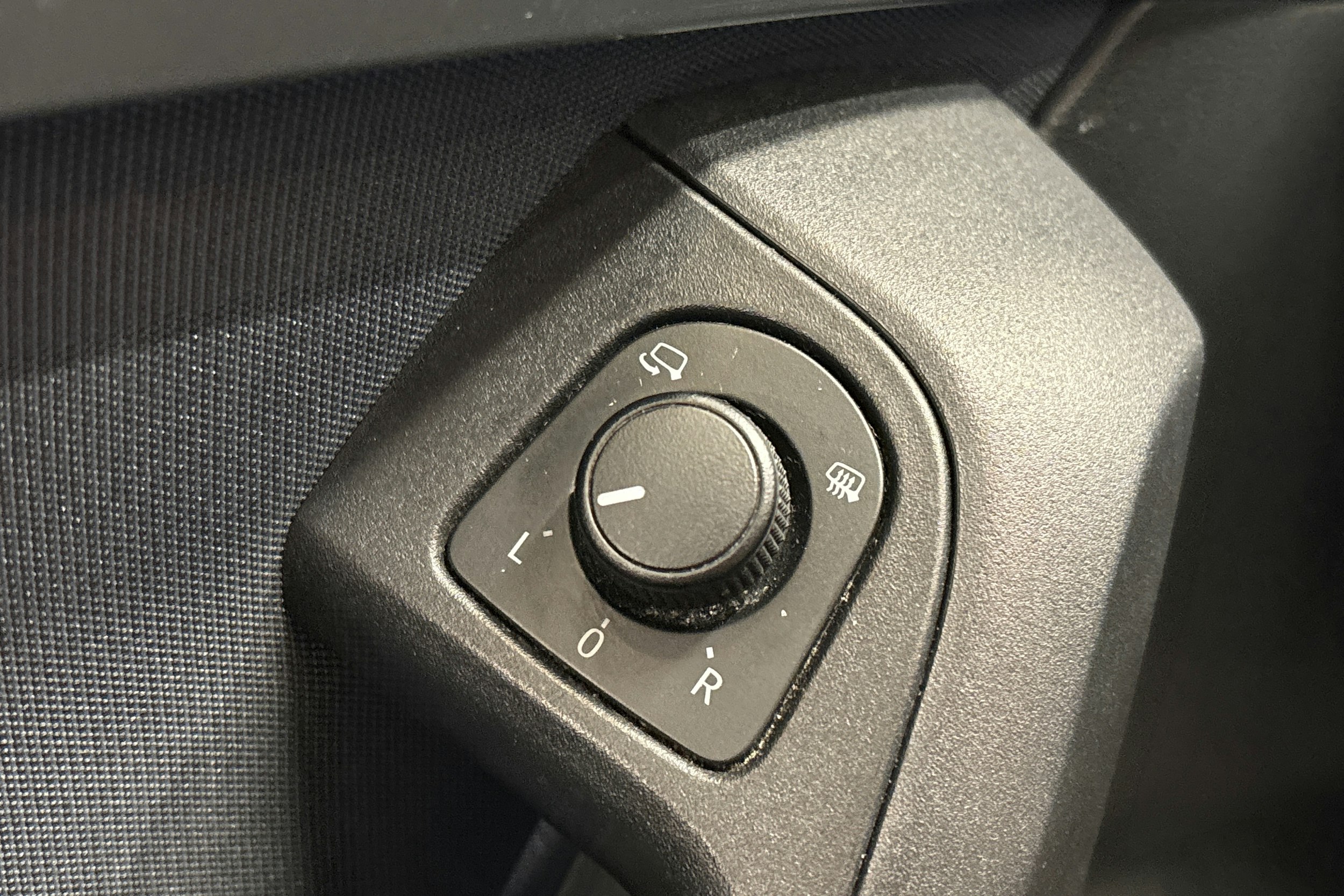 harmaa SEAT Ateca 2019 kuva 29.