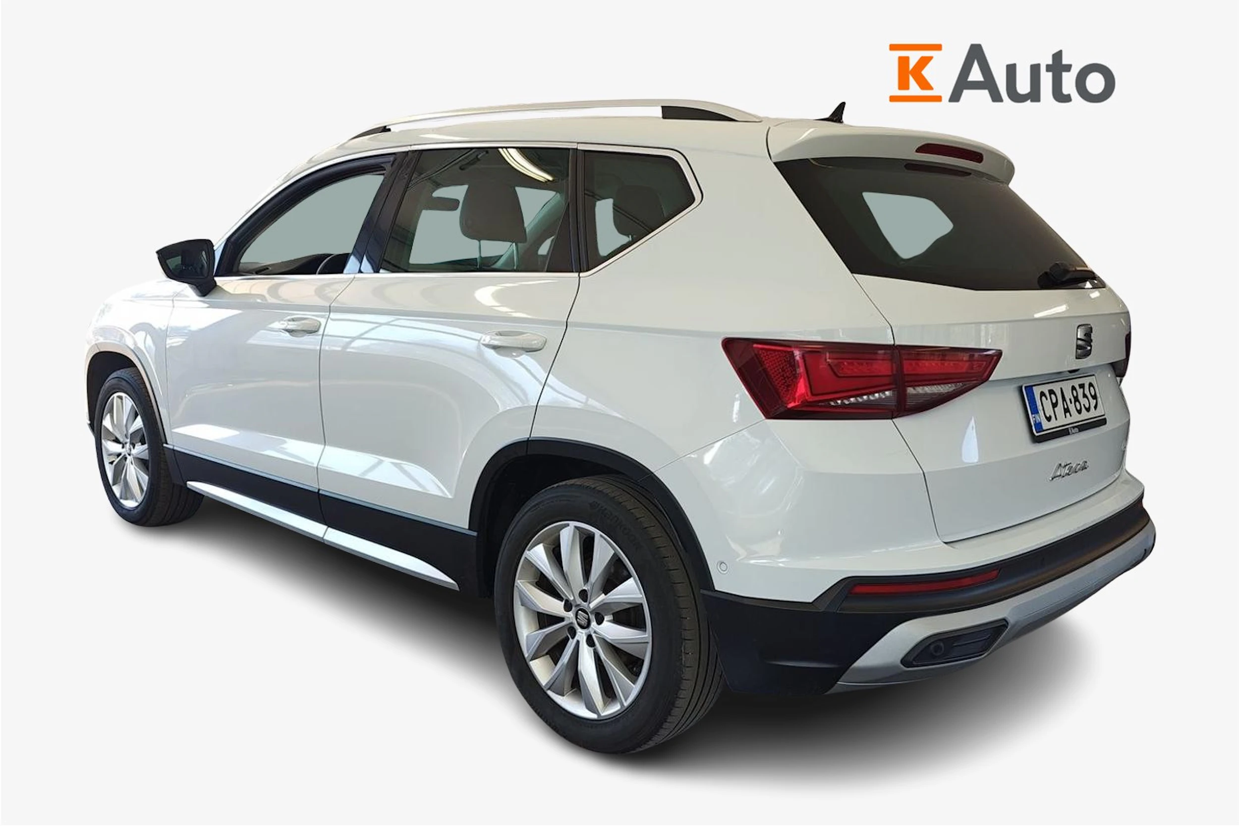 valkoinen SEAT Ateca 2020 kuva 3.