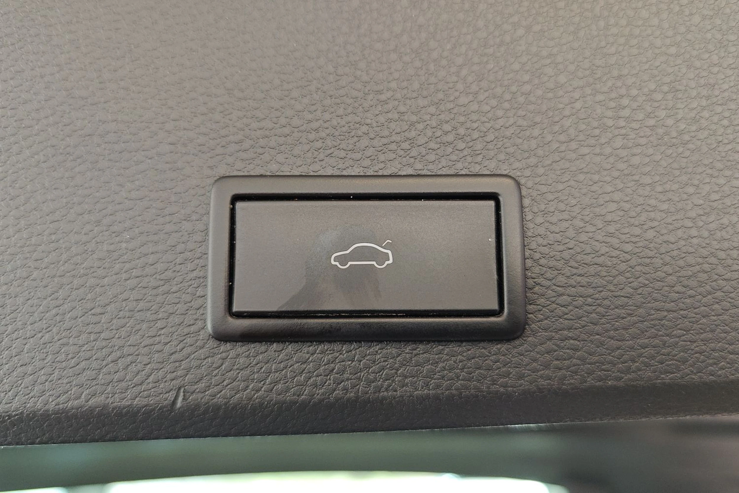 valkoinen SEAT Ateca 2020 kuva 17.