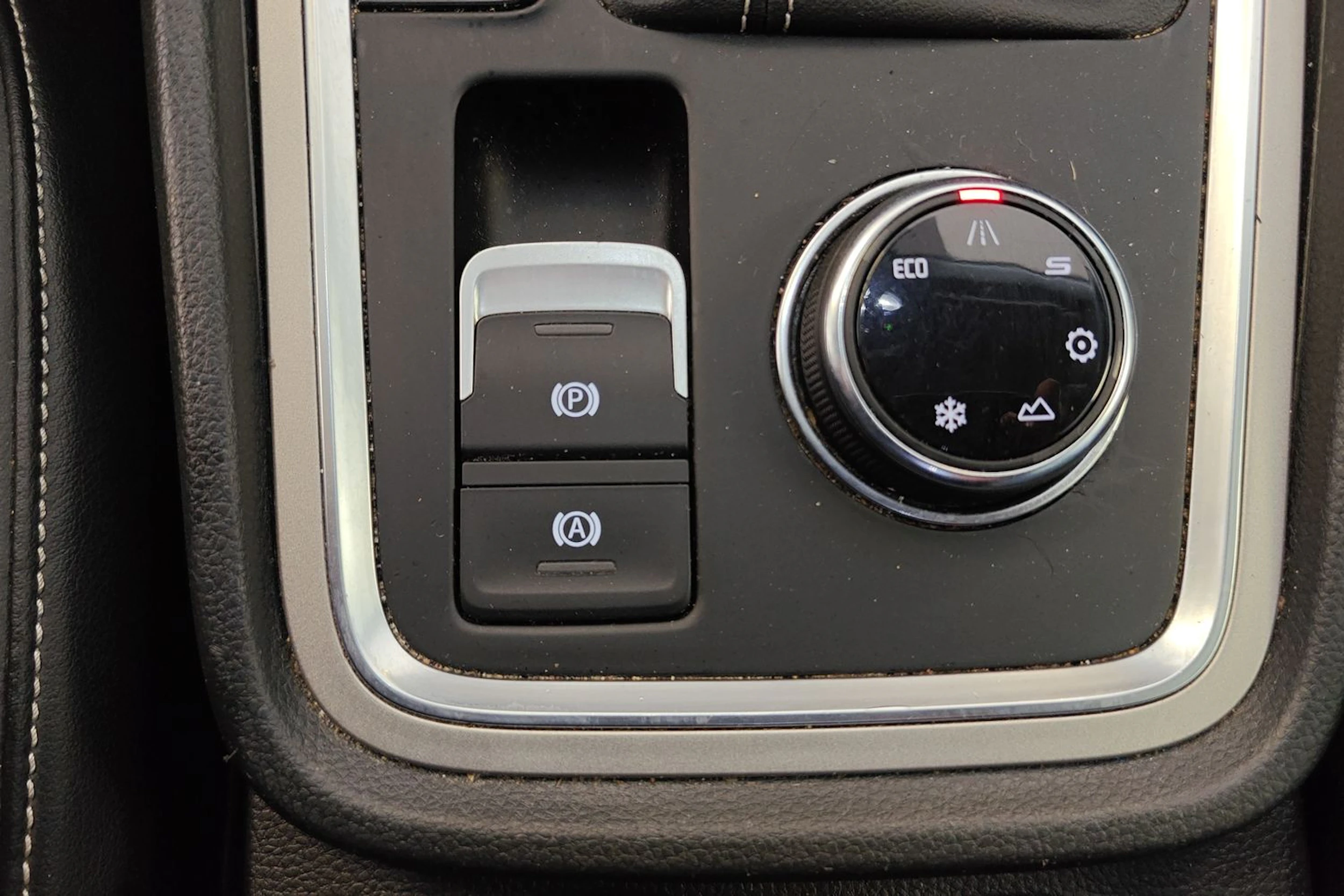 valkoinen SEAT Ateca 2020 kuva 24.