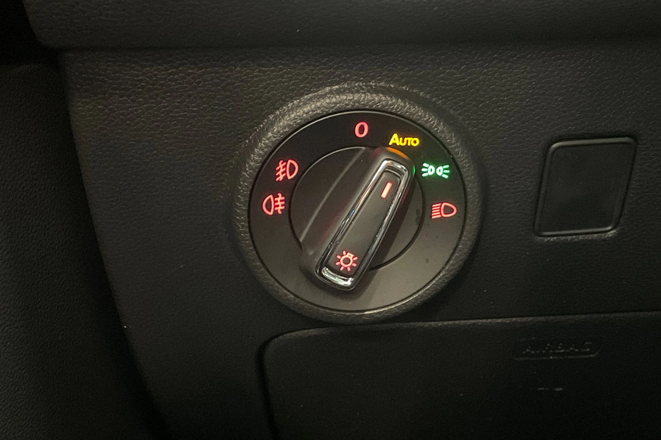 harmaa SEAT Ateca 2020 kuva 20.