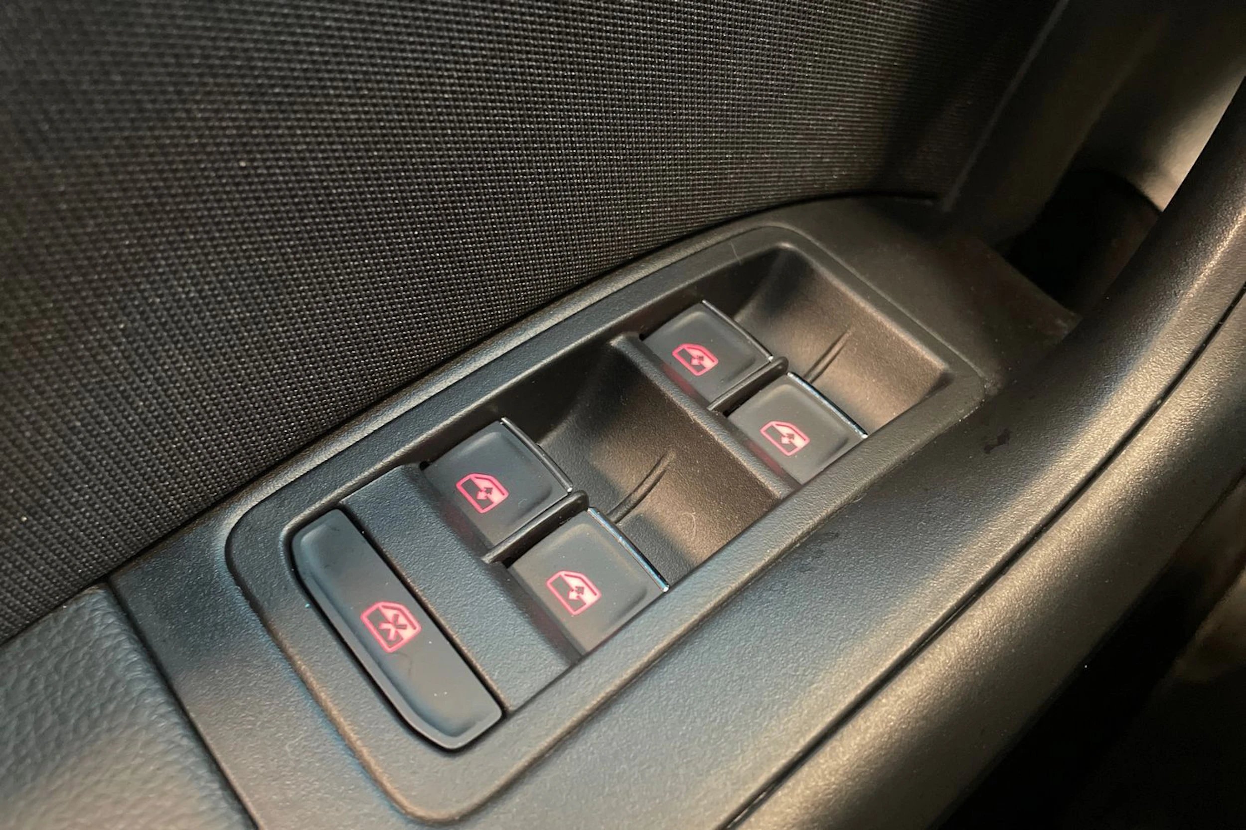 harmaa SEAT Ateca 2020 kuva 32.