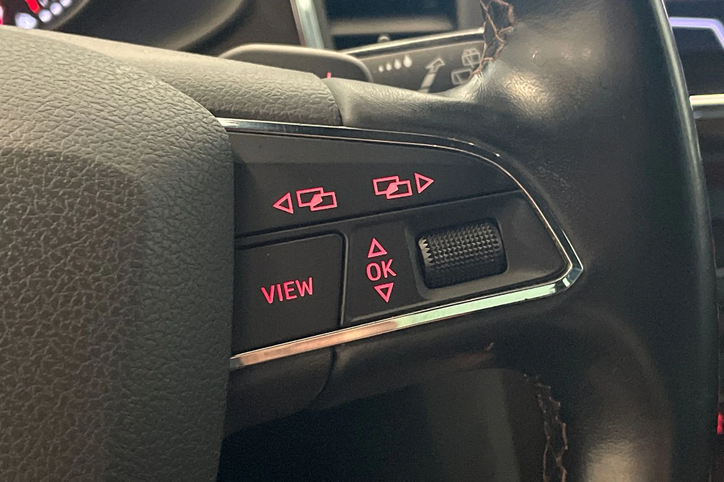 met. hopea SEAT Ateca 2020 kuva 18.