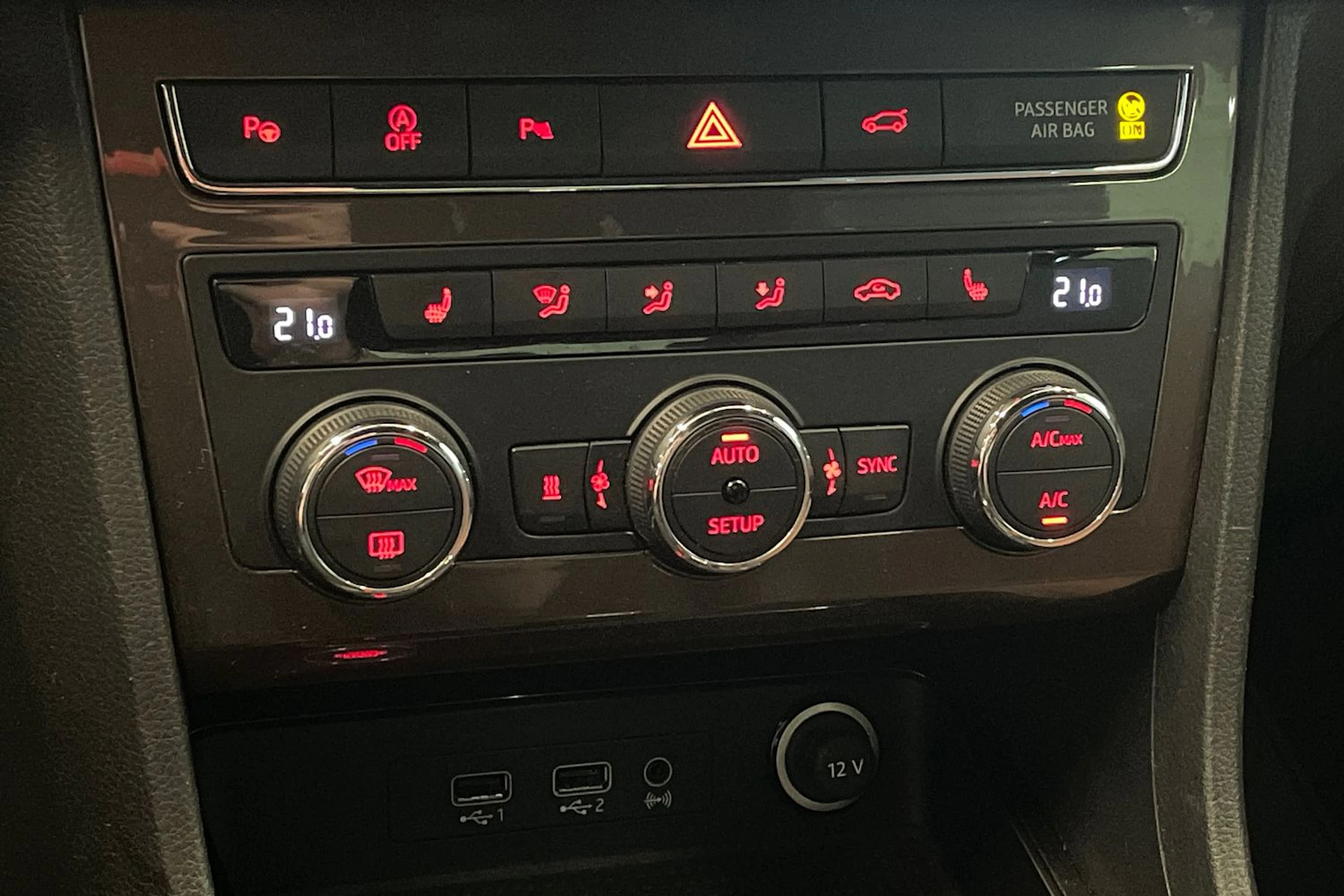 met. hopea SEAT Ateca 2020 kuva 30.