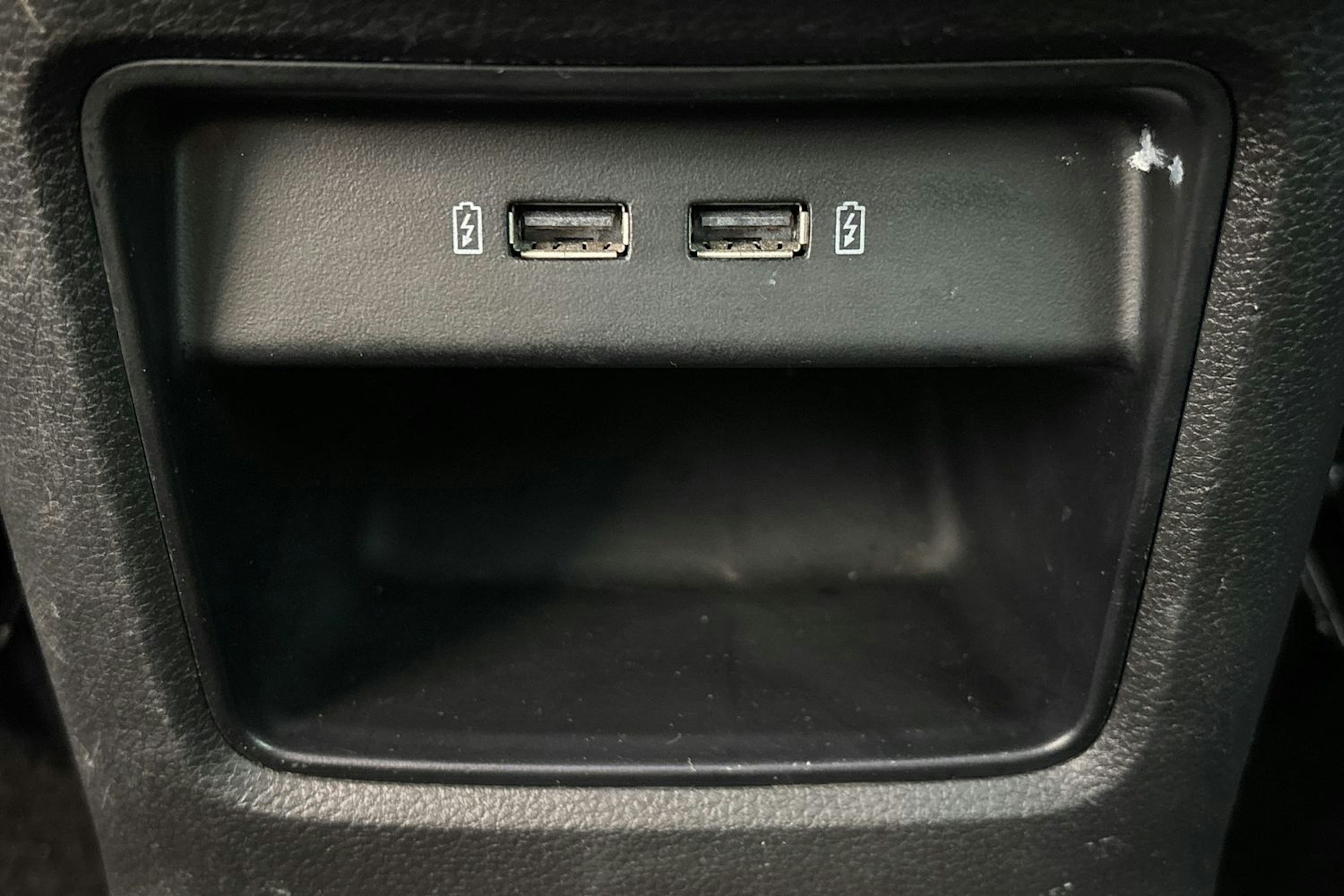 harmaa SEAT Ateca 2020 kuva 16.