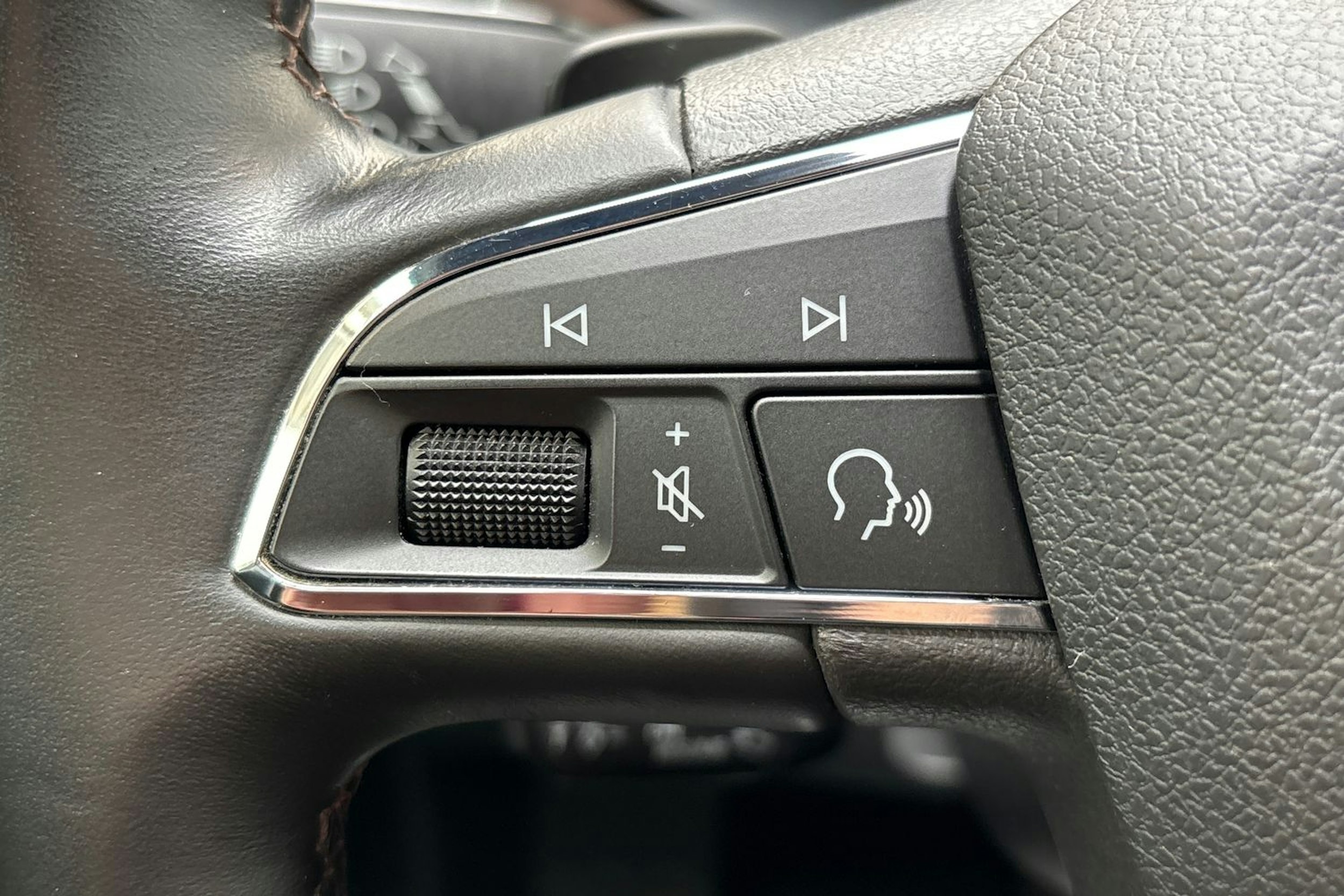 harmaa SEAT Ateca 2020 kuva 19.