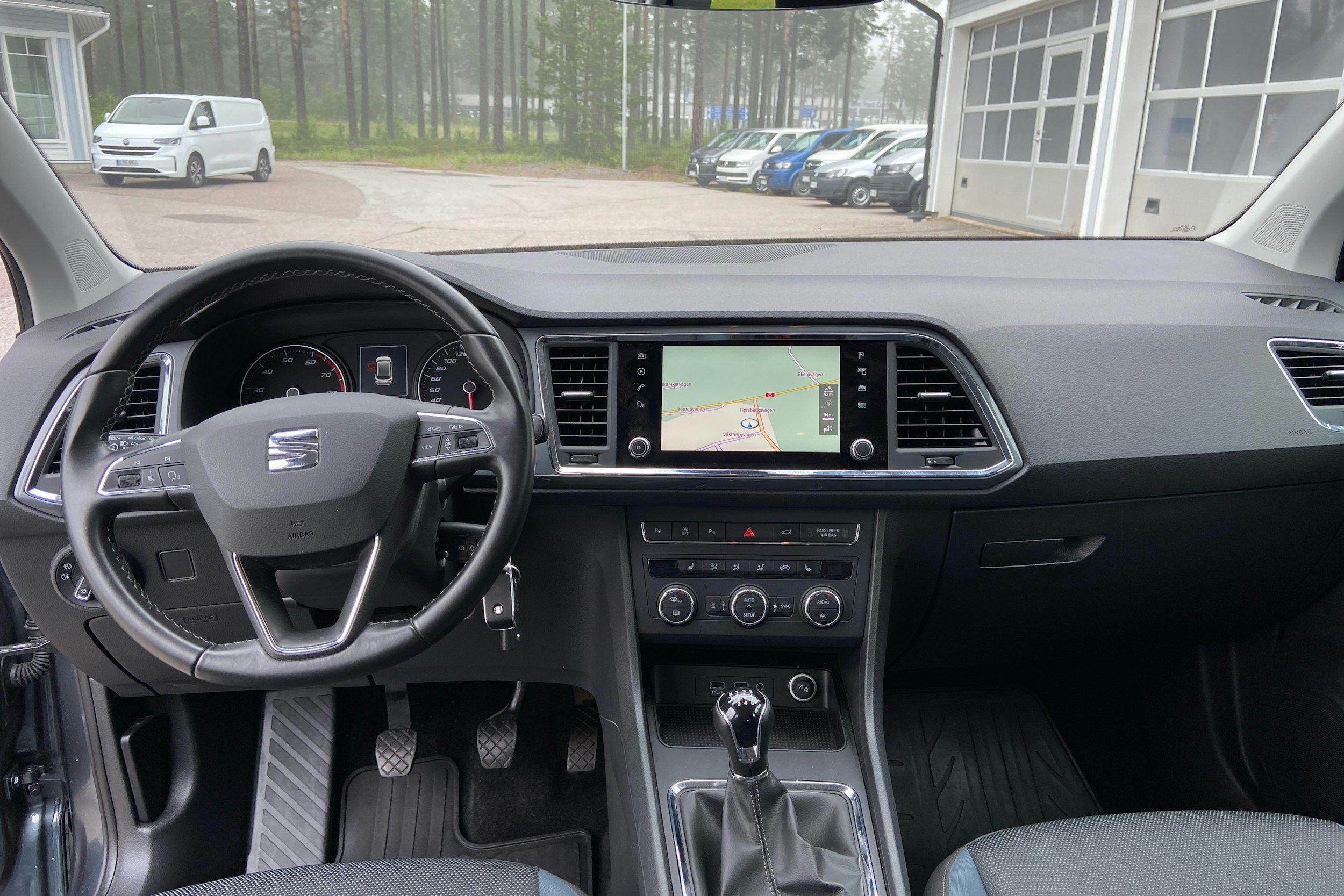 harmaa SEAT Ateca 2020 kuva 7.