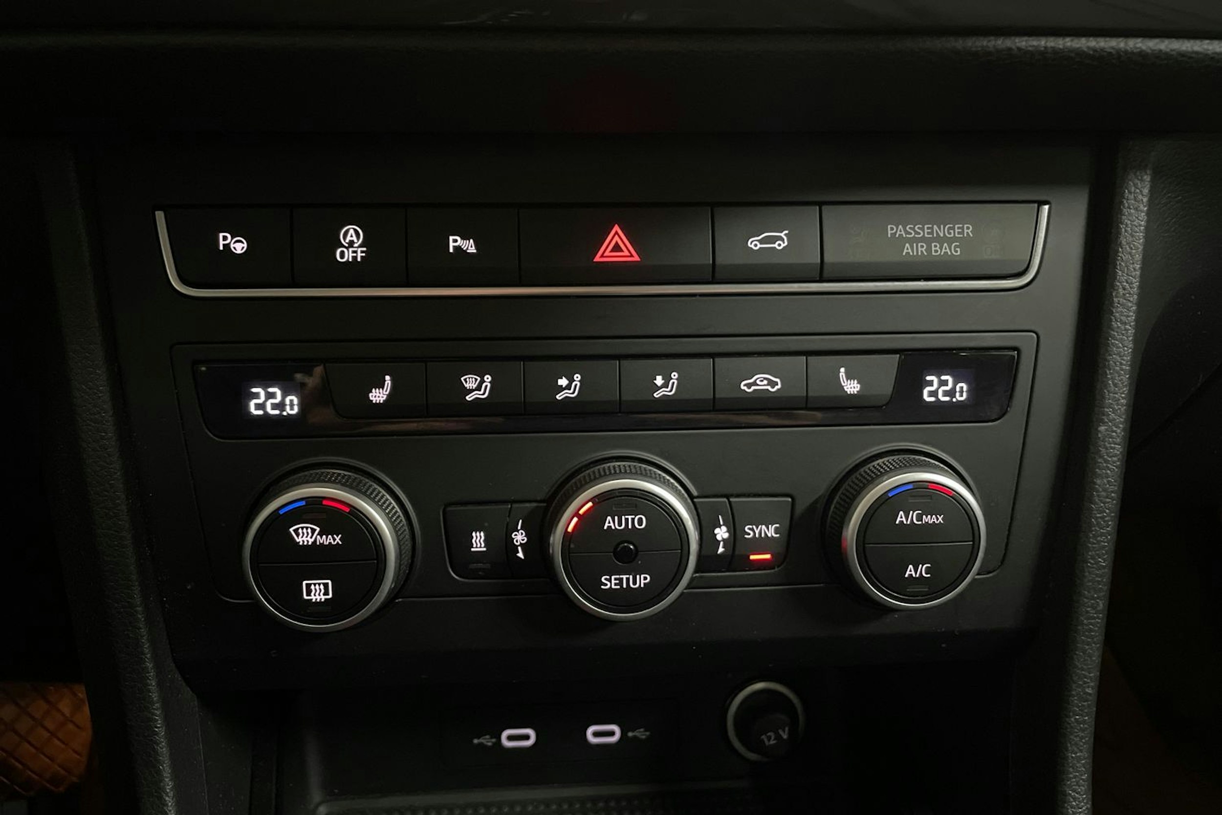 harmaa SEAT Ateca 2021 kuva 25.