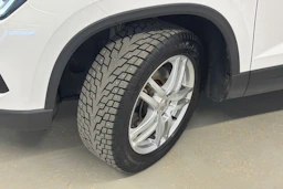 valkoinen SEAT Ateca 2021 kuva 10.