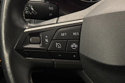 valkoinen SEAT Ateca 2021 kuva 21.