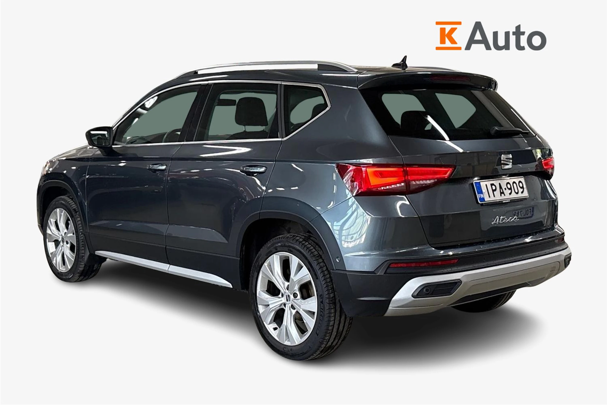 harmaa SEAT Ateca 2021 kuva 3.