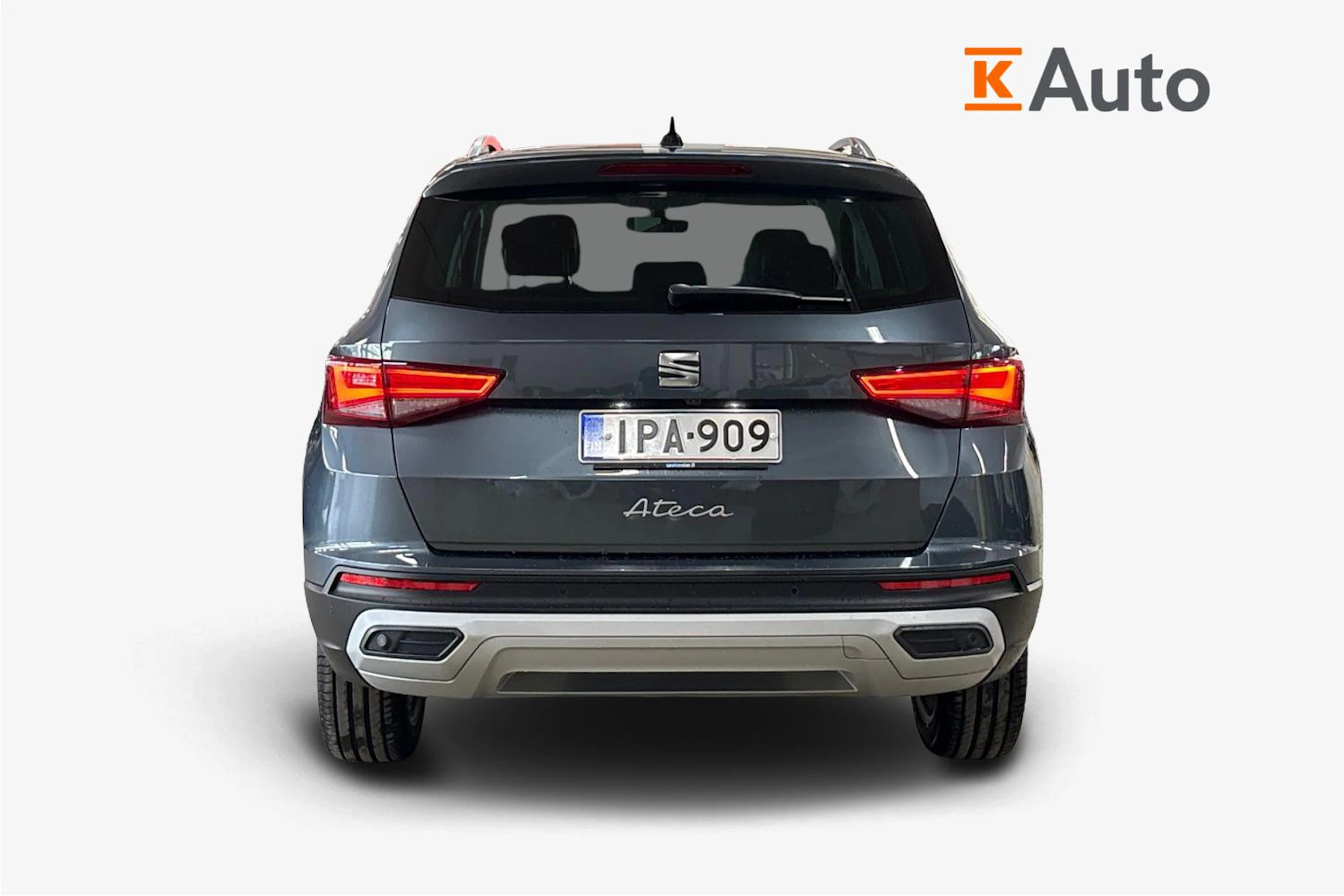 harmaa SEAT Ateca 2021 kuva 4.