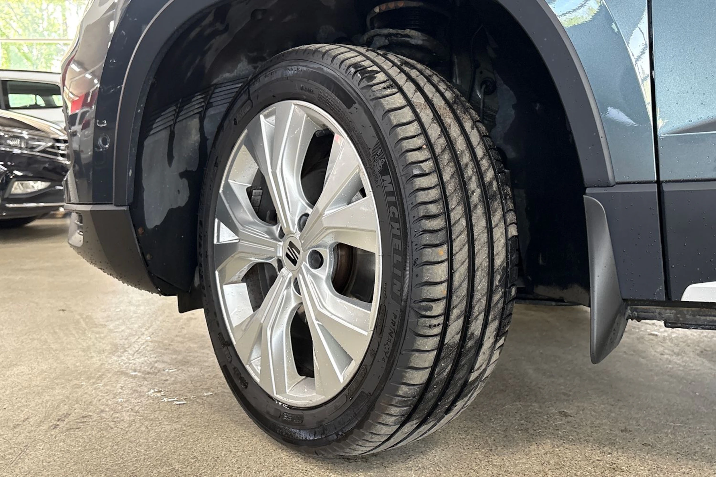 harmaa SEAT Ateca 2021 kuva 13.
