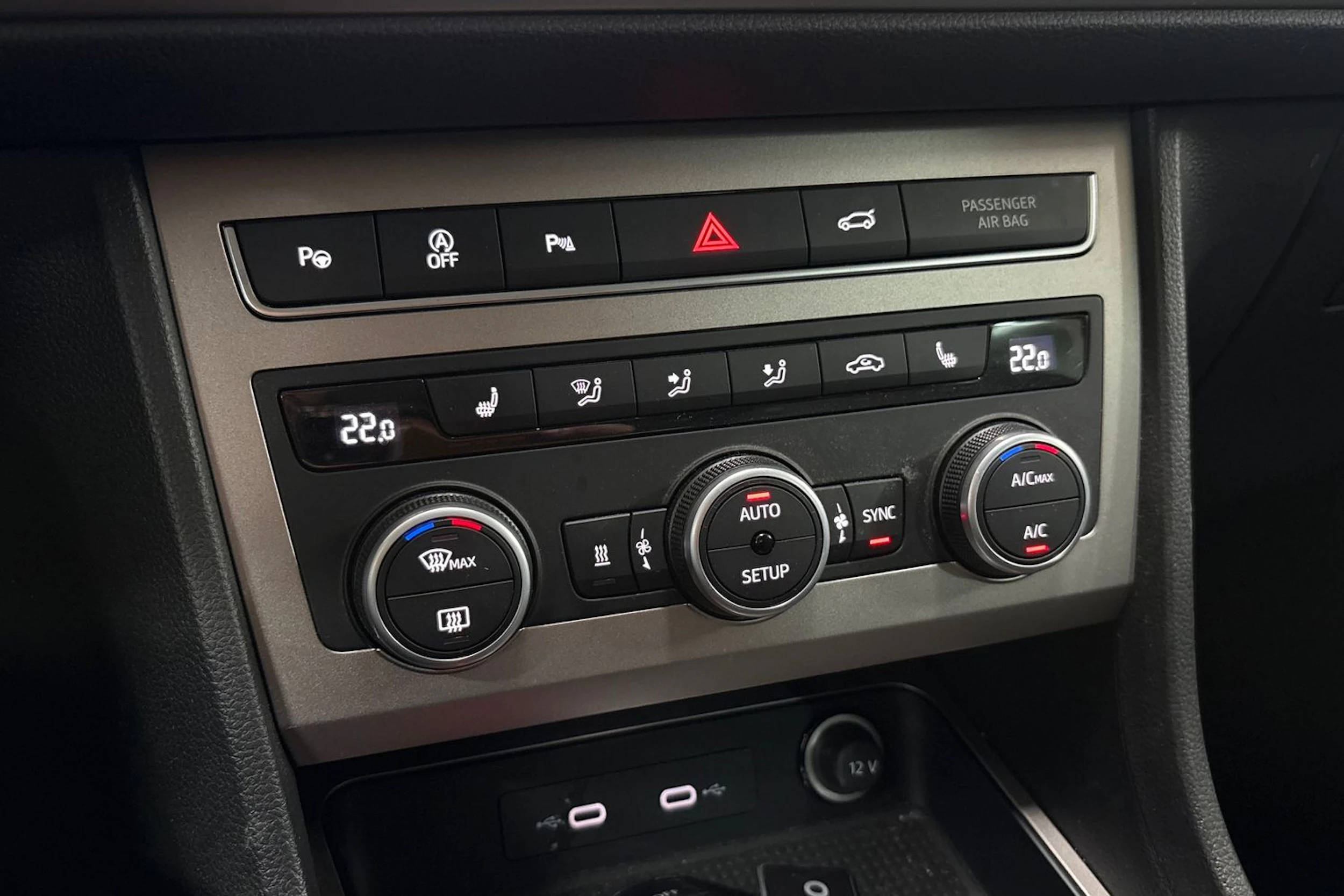 harmaa SEAT Ateca 2021 kuva 25.